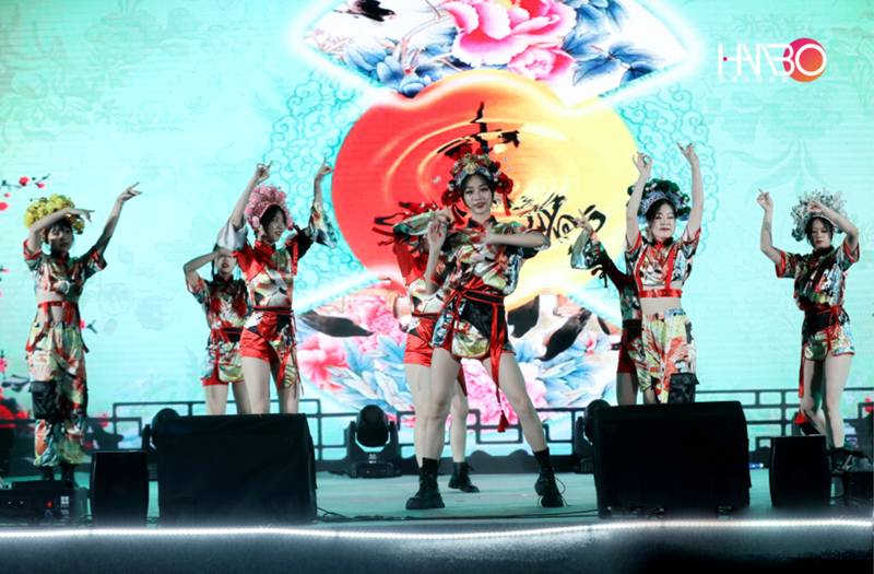 演藝策劃-雅之軒演出現場開場舞