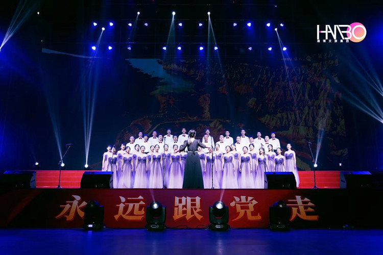 文藝演出策劃-成都傳媒集團(tuán)演出現(xiàn)場(chǎng)